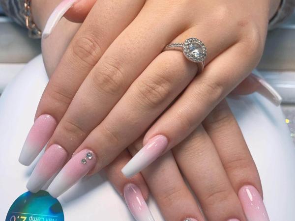 LA Nails