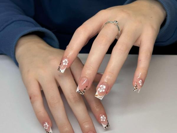 LA Nails