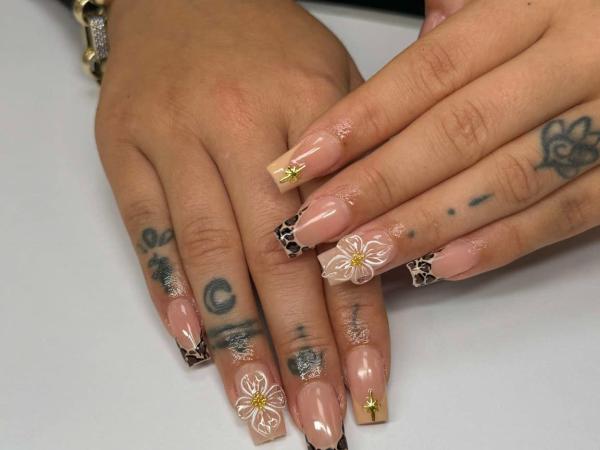 LA Nails