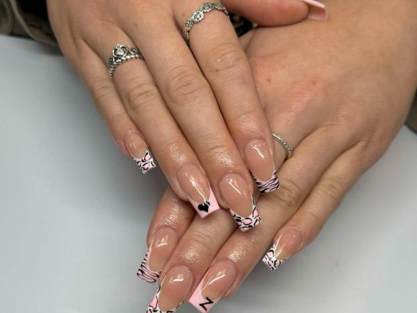 LA Nails